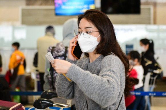 9 San Bay Noi Bai Dong Nghet Nguoi Ngay Nghi Tet Cuoi Cung