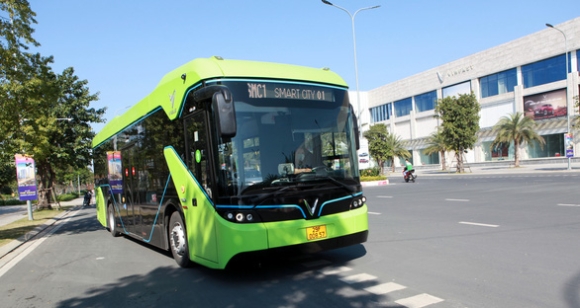 1 118 Tuyen Xe Buyt Ha Noi Chay Du Ngay Tu 8 2 Khong Gian Cach Cho Ngoi
