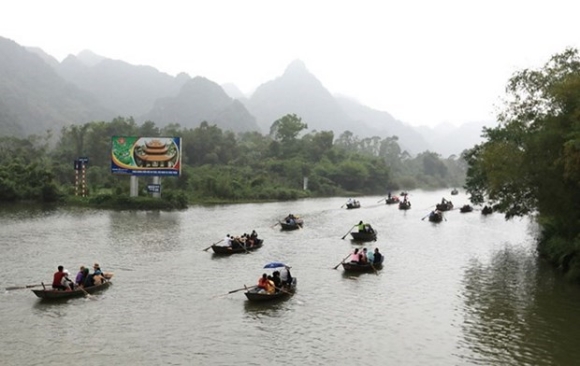 1 Thanh Pho Ha Noi Dong Y Mo Cua Don Khach Tray Hoi Chua Huong