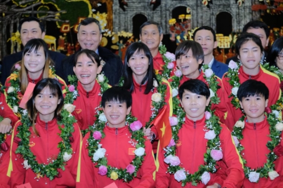 3 Hlv Mai Duc Chung Luc Nay Toi Muon Ve Nha Om Ba Xa Mot Cai 