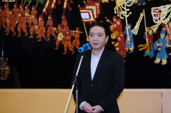 7 Hlv Mai Duc Chung Luc Nay Toi Muon Ve Nha Om Ba Xa Mot Cai 