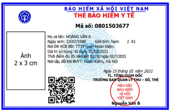 1 Ngay 11 2 Tphcm In Cap The Bao Hiem Y Te Mau Moi The Cu Co Dung Duoc Khong