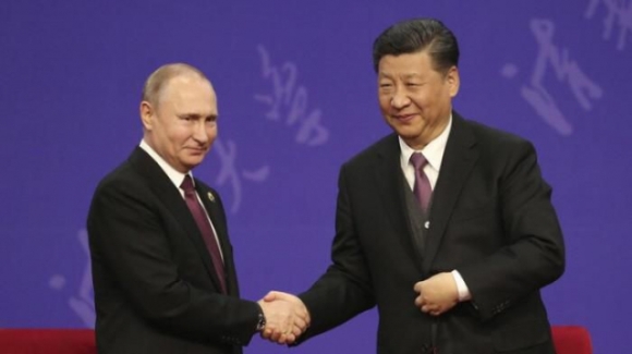 1 Quan Chuc Nga Bac Kinh Thau Hieu Va Ung Ho Moscow