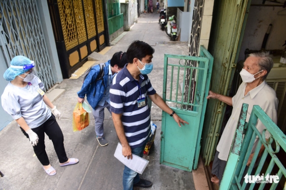 3 Tin Sang 12 2 So Ca Covid 19 Dang Dieu Tri Tang Den Hon 303000 So Ca Nang Giam Con 2594