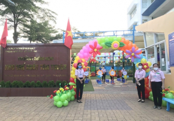 10 Tp Hcm Hon 1 Trieu Hoc Sinh Tu Mam Non Den Lop 6 Hao Huc Tro Lai Truong
