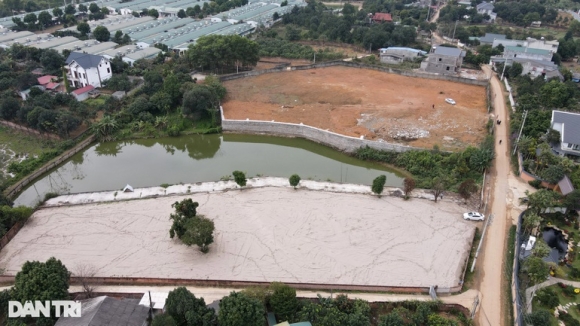 12 Can Canh Hang Loat Khu Dat Phan Lo Ban Nen Tien Ty Bo Hoang O Ven Do