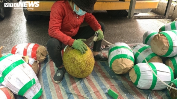 3 Nghe La Hai Ra Tien O Cua Khau Lang Son