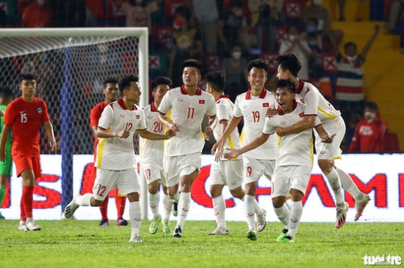1 Bo Sung Khan Cap 6 Cau Thu Sang Campuchia Chi Vien Cho U23 Viet Nam