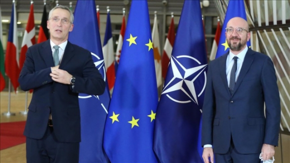 2 Duong Dau Voi Nga Nhung Nato   Eu Khong Cung Chi Huong