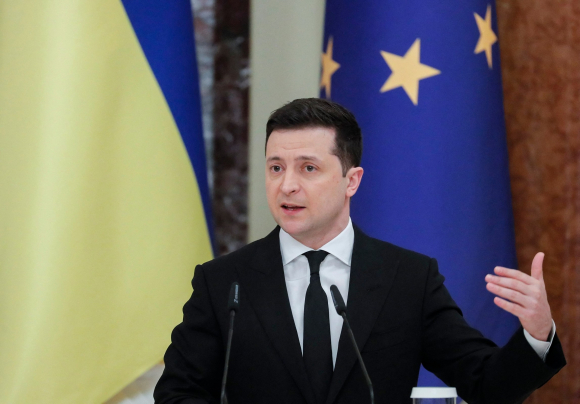 3 Ukraine Va Bai Hoc Tu Luc Tu Cuong