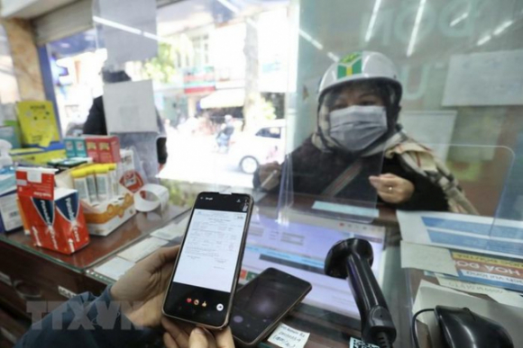 6 Hinh Anh Ngay Dau Ban Thuoc Molnupiravir Dieu Tri Covid 19