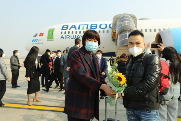 1 Bamboo Airways Chinh Thuc Khai Truong Duong Bay Thang Thuong Le Den Duc