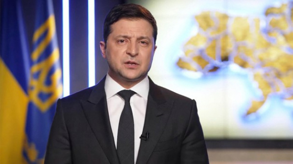 1 Tong Thong Ukraine Zelensky Phuong Tay Gui Vu Khi Den Ukraine