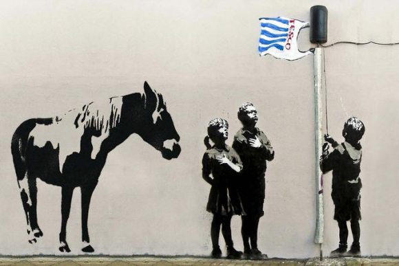 2 Toi Pham Cung Ung Thit Gia Lam Khuynh Dao Chau Au