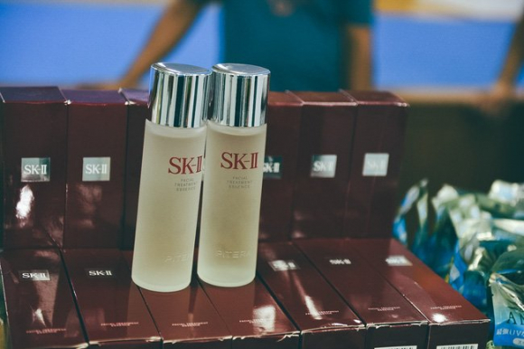 8 Tin Chan Dong Voi Cac Tin Do Skincare Thu Giu Kho Hang My Pham Gia Tri Gia 48 Ti Dong