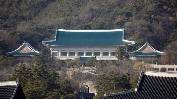 2 Vi Sao Tong Thong Dac Cu Han Quoc Khong Muon O Nha Xanh