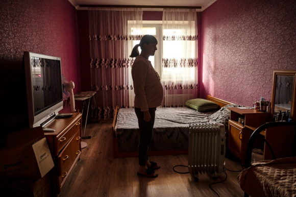 4 Nhung Em Be Duoc De Thue Mac Ket Tron Bom Dan Duoi Ham O Ukraine