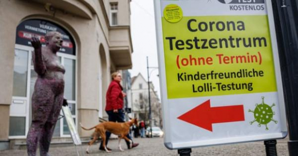 1 Cac Quoc Gia Chau Au Do Bo Han Che Phong Dich Covid 19 Du So Ca Nhiem Tang Vot