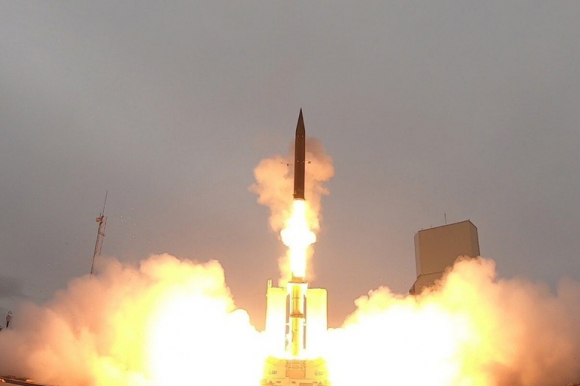 1 My Se Tham Van Dong Minh Ve Kich Ban Su Dung Vu Khi Hat Nhan