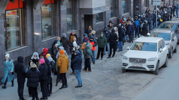 1 Nga Se Ngam Don Trung Phat Tu Phuong Tay Nhu The Nao