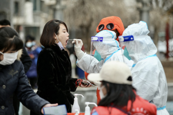 3 Trung Quoc Phong Toa Thanh Pho Hon 9 Trieu Dan Tay Au Tai Bung Dich Do Bien The Phu Omicron