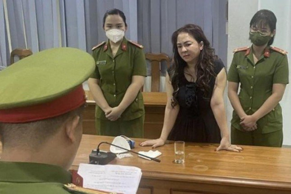 1 Vi Sao Den Bay Gio Ba Nguyen Phuong Hang Moi Bi Bat