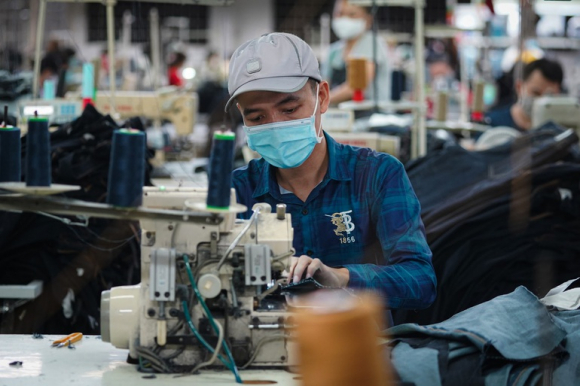 1 Hau Het Lao Dong Di Xin Viec Deu Hoi Co Tang Ca Khong