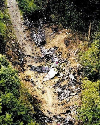 4 May Bay Roi O Trung Quoc Kinh Hoang Vu Trung Hop 28 Nam Truoc