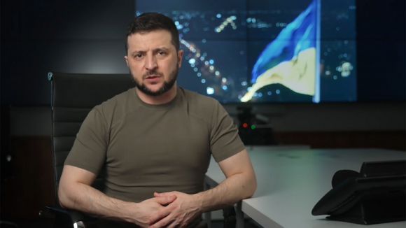 1 Tong Thong Ukraine Tuyen Bo Khong Doi Lanh Tho Lay Thoa Thuan Hoa Binh