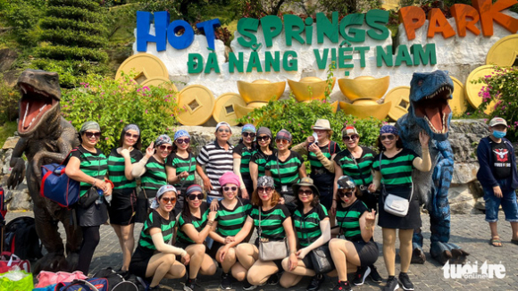 1 Da Nang Don Gan 78000 Luot Khach Dip Gio To