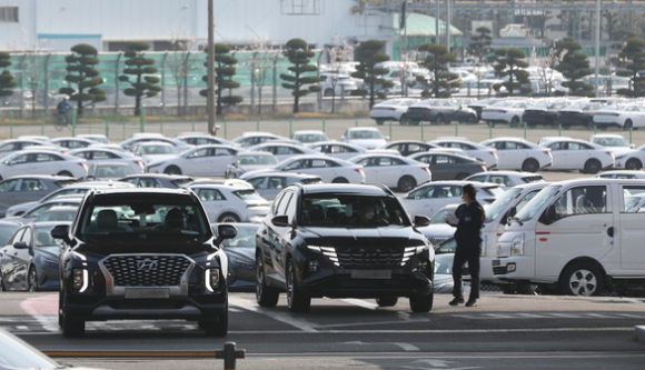 1 Ti Le Nguoi Dan Han Quoc So Huu Oto O Muc Rat Cao