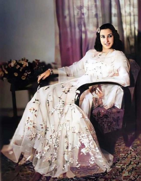 2 Cong Chua Bat Hanh Nhat The Gioi Tron Khoi Hoang Gia De Ket Hon Voi Boi Ban Roi Thanh Ke An Xin Vi Sai Lam Ngo Ngan Chet Roi Cung Khong Het Toi