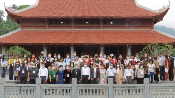 7 Cac Nha Ngoai Giao Quoc Te Tham Di Tich Thu Do Khang Chien Cua Viet Nam