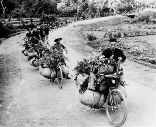 2 Hinh Anh Ve Chien Thang Dien Bien Phu Lung Lay Nam Chau Chan Dong Dia Cau