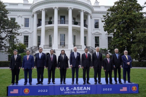 1 Tong Thong Biden Hop Voi Lanh Dao Cac Nuoc Asean