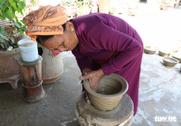1 Doc Dao Nghe Lam Bang Tay Xoay Bang Mong O Ninh Thuan