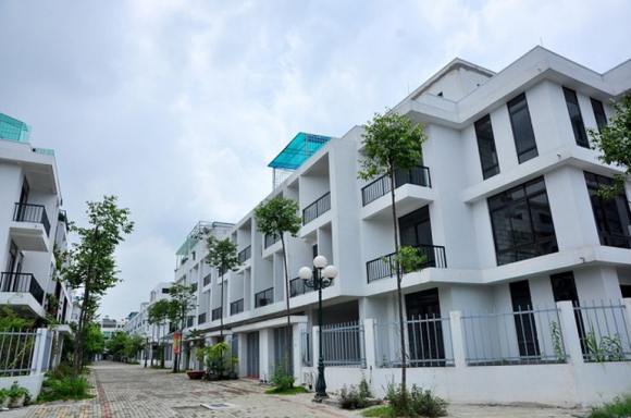 1 Dai Gia Bat Dong San O Ha Noi No Thue Dat Gan 350 Ty Dong