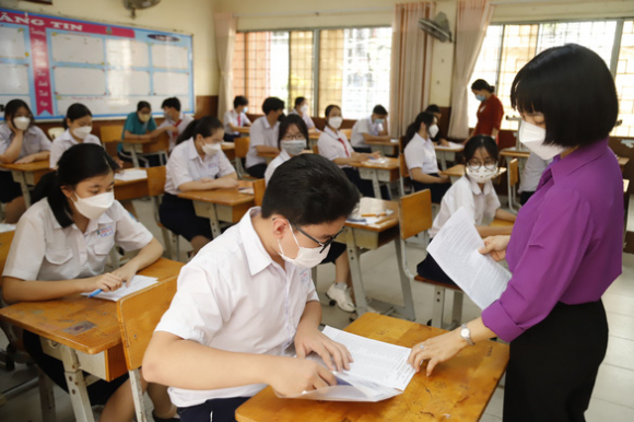 1 Tphcm Co 1 Thi Sinh F0 Van Du Thi Tuyen Sinh Vao Lop 10