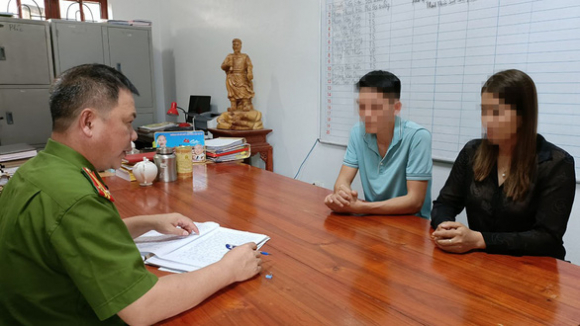 1 Trung Bay Viec Nhe Luong Cao O Campuchia Muon Ve Nha Phai Nop Phat 10000 Usd