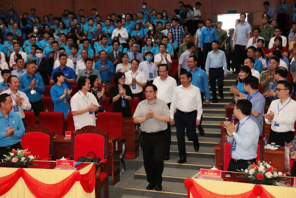 1 Thu Tuong Noi Ve Quyet Dinh Tang Luong Giai Quyet Doi Song Nguoi Lao Dong