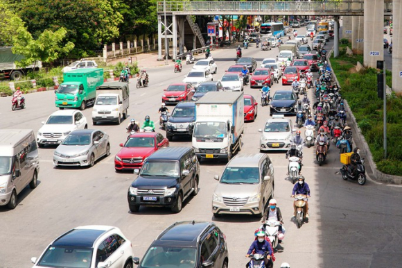 6 Nguoi Dan Ha Noi Chong Choi Nang Nong Bong Rat Gan 40 Do C