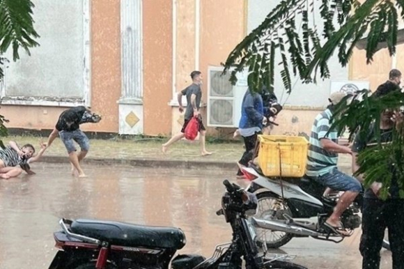 1 56 Nguoi Viet Thao Chay Khoi Casino O Campuchia Se Ho Tro Cong Dan Tro Ve