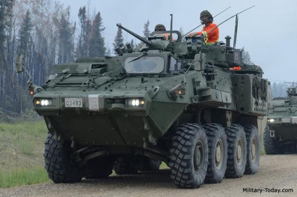 6 Thiet Giap Lav 60 Canada Vien Tro Cho Ukraine Xuat Hien Tren Duong Cao Toc Duc