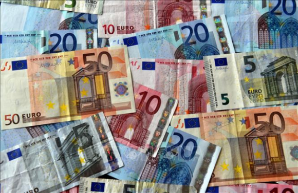 1 Kinh Te Eurozone Tiep Tuc Giam Manh Trong Thang 10