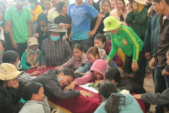 7 Thi The Nu Sinh Tu Han Quoc Ve Nha Trong Nhung Giot Nuoc Mat Tiec Thuong