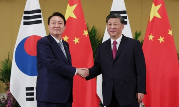 1 Han Quoc Keu Goi Trung Quoc Kiem Che Trieu Tien Thu Vu Khi