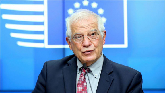 1 Eu Se Mo Khoa Huan Luyen Cho 15000 Quan Ukraine