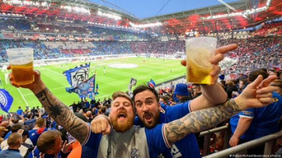 1 Nuoc Chu Nha Qatar Quay Xe Phut Chot Co The Khien Fifa Thiet Hai Cuc Lon