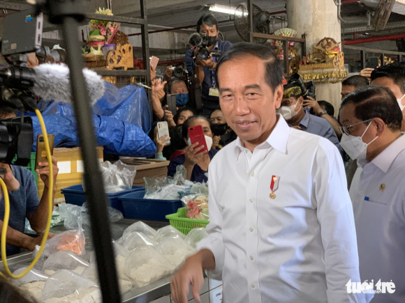 3 Tong Thong Indonesia Joko Widodo Xuong Cho Do Lam Phat Dan Bali Cuong Nhiet Don Mung