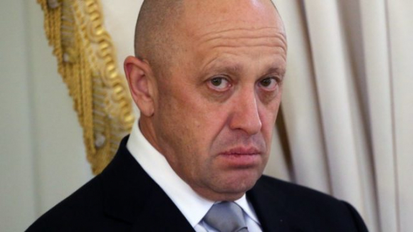 2 Putin Tro Nen Mo Nhat Hon Truoc Cac Cuoc Tranh Gianh Quyen Luc Quan Su